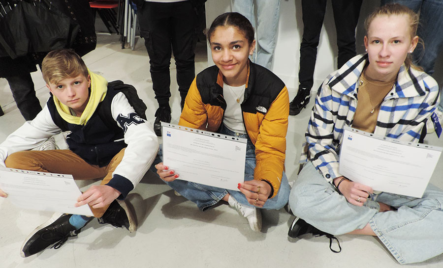 Secourisme : 53 élèves du Lycée général Fénelon Notre-Dame de La Rochelle ont obtenu le certificat PSC1