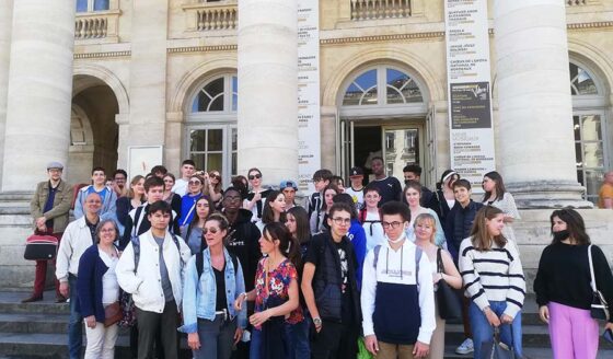 Etude des commerces de Bordeaux par les élèves de Bac Pro Accueil, MCV et 3e Prépa-Métiers du Lycée pro Fénelon Notre-Dame de La Rochelle.