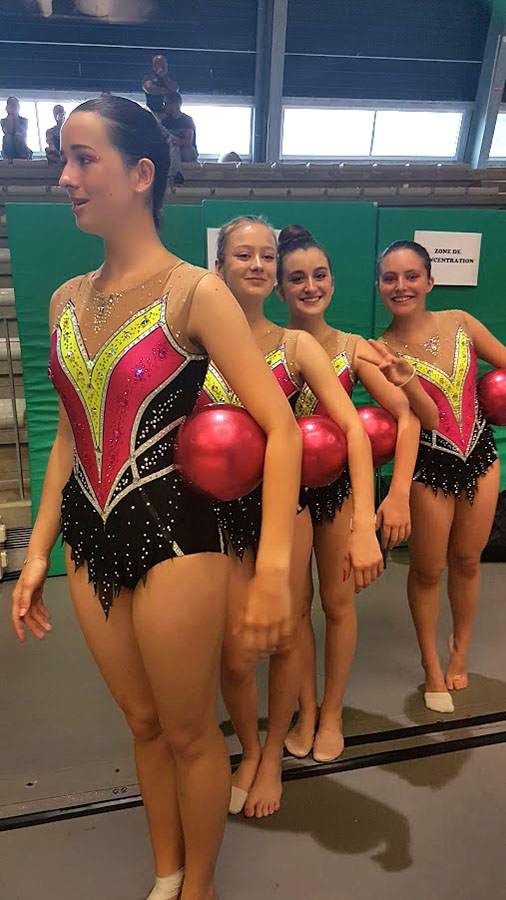 L’équipe de Gymnastique Rythmique du Collège Fénelon Notre-Dame à La Rochelle a participé au Championnat de France de Lormont.