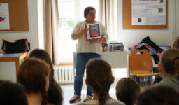 Muriel Zürcher, auteure du roman "À corps perdu", a rencontré la classe de 4e B du Collège Fénelon Notre-Dame de La Rochelle