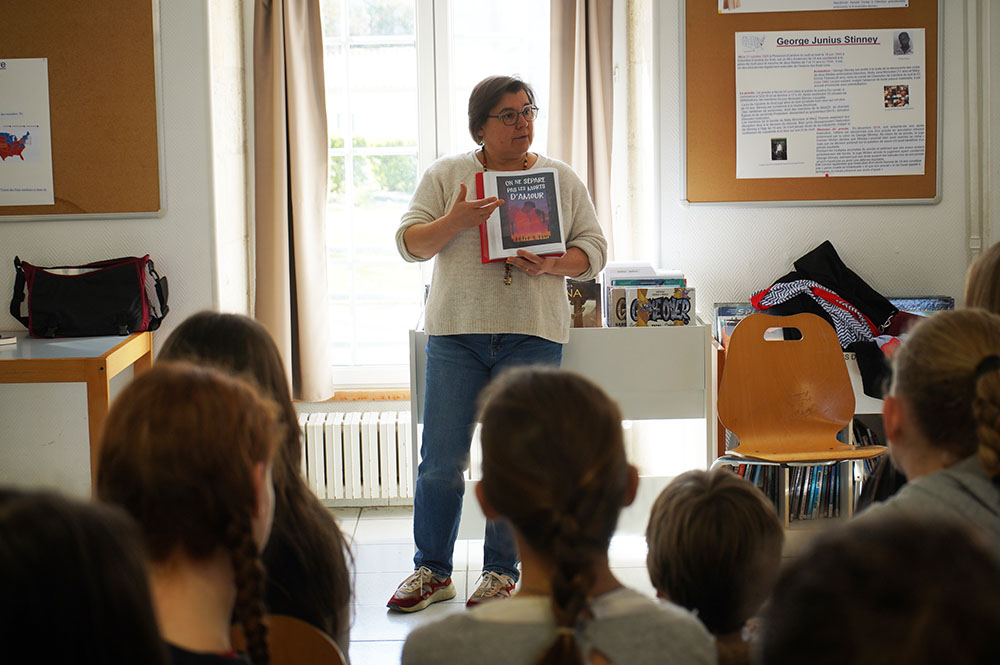 Muriel Zürcher, auteure du roman "À corps perdu", a rencontré la classe de 4e B du Collège Fénelon Notre-Dame de La Rochelle