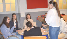 Les Lycéens de 2nde du Lycée Fénelon Notre-Dame bénéficient d'ateliers de prévention « Santé Mentale » par des étudiants de l'IFSI de La Rochelle.
