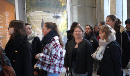 Les élèves de 2nde A et de 1re spécialité « HLP » (Humanités, Littérature et Philosophie) du Lycée Fénelon Notre-Dame de La Rochelle ont assisté, à La Coursive, à la projection du film « En liberté » de Pierre Salvadori, sorti en 2018.