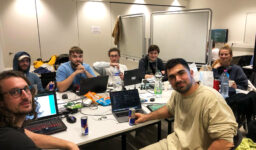 Soutenus par leurs professeurs, 7 étudiants en 1re année de BTS SIO (Services Informatiques aux Organisations) sur le Campus Fénelon – Enseignement supérieur de La Rochelle ont participé à La Nuit de l’Info 2023.