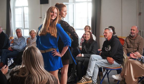 Le 2 avril 2026, un troc fashion swap s'est déroulé au Lycée professionnel Fénelon Notre-Dame de La Rochelle avec les classes du Bac Pro MCV.