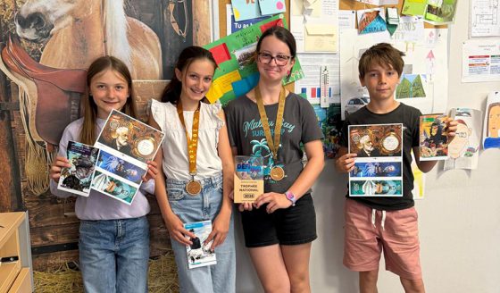 Chaque année, le collège Fénelon Notre-Dame de La Rochelle vibre au rythme de la langue française avec Défi’Mots, un jeu concours pour tester ses connaissances en français.
