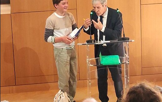 Achille, 1er prix du concours du Plumier d'Or en langue française consacré au monde maritime, élève de 4è du Collège Fénelon Notre-Dame de La Rochelle.